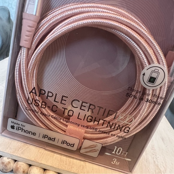 LAX Lightning to USB-C Lightning Cable - Picture 2 of 3